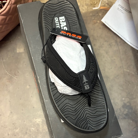 Bass Black Sandals Comfortable Flip-Flops - Picture 1 of 4